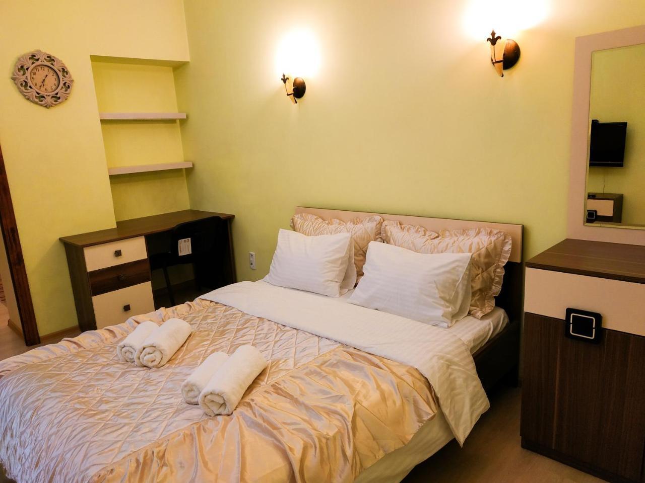 Lviv City Apartment Bagian luar foto