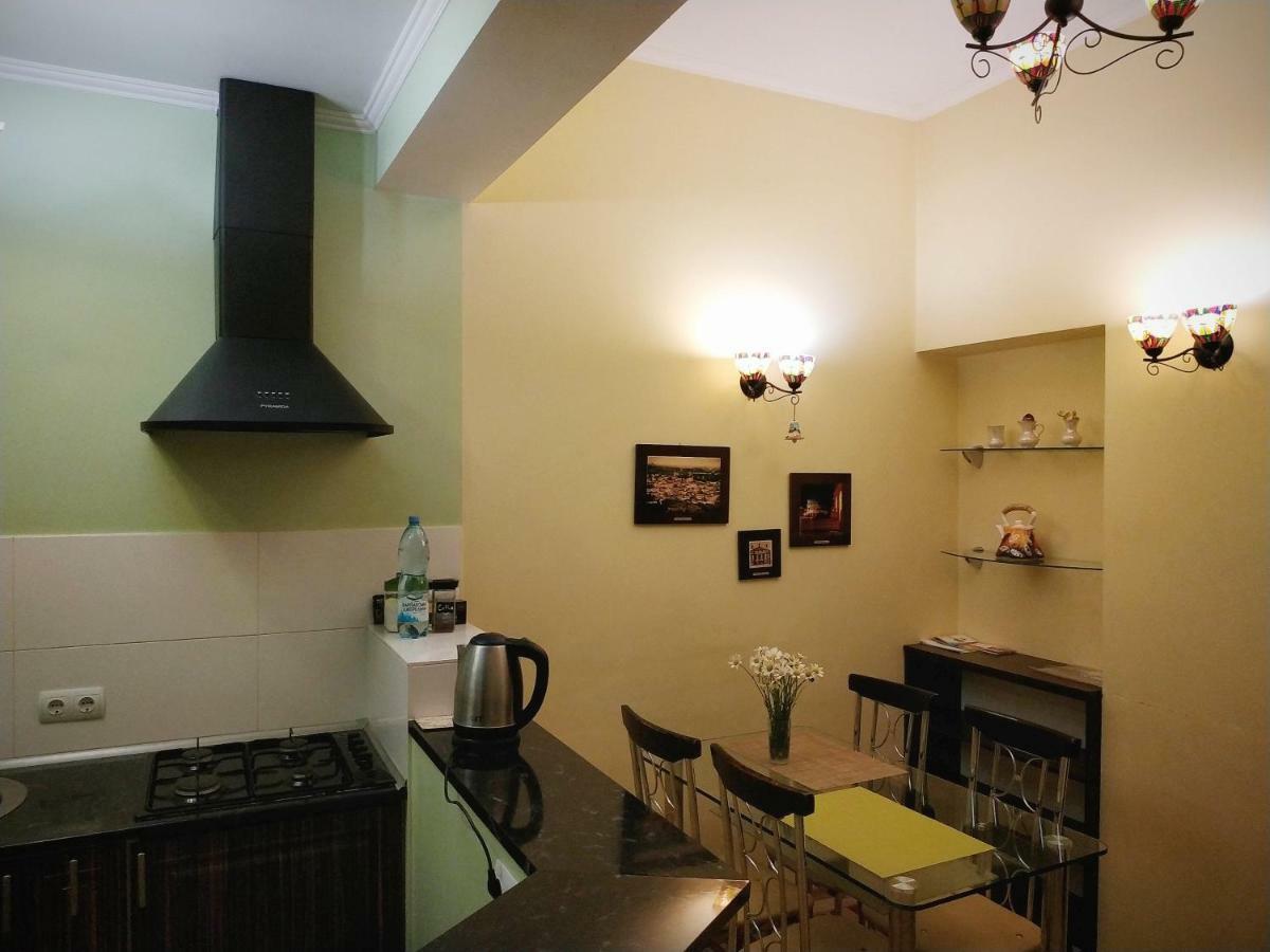 Lviv City Apartment Bagian luar foto
